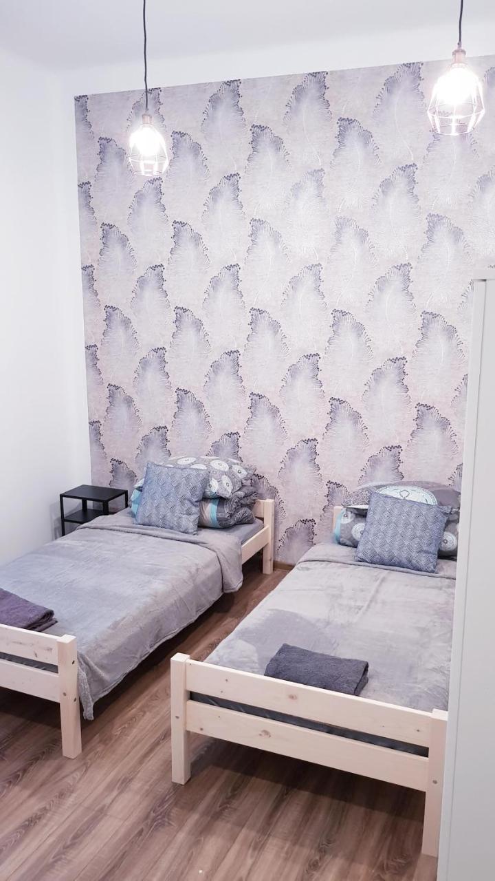 Guest Rowna Homestay *